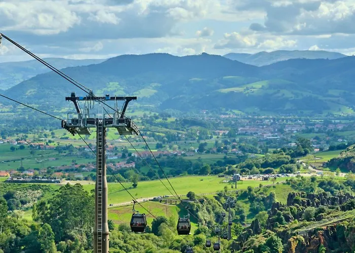Casa Obregon Cabarceno 3000 * Lusa